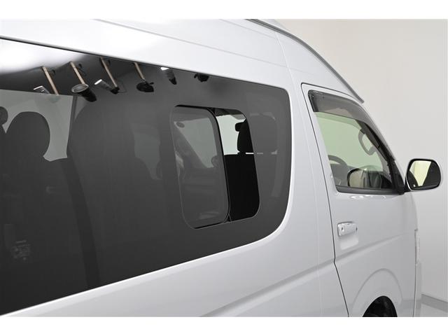 ハイエースワゴン グランドキャビン パワステ 定期点検記録簿 ダブルエアコン フルセグ Wエアバック キーレスエントリー ABS 3列シート エアバック メモリーナビ オートエアコン ミュージックプレイヤー接続可 インテリキー(16枚目)