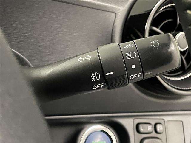 アクア Gソフトレザーセレクション スマートキー&プッシュスタート ETC車載器 フルセグTV LEDライト 横滑り防止 クルーズコントロール イモビ ナビ&TV キーレス メモリナビ DVD再生可 オートエアコン ABS Wエアバック(21枚目)