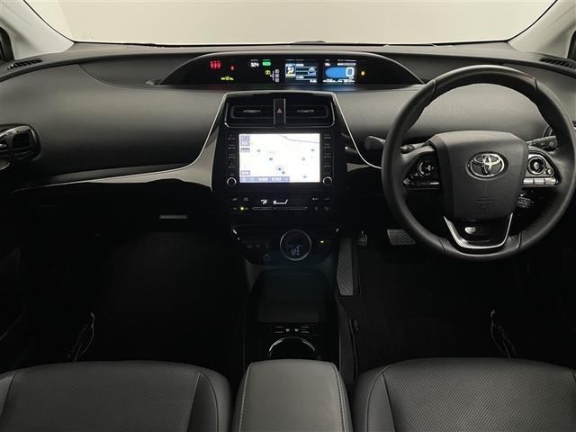 プリウスＰＨＶ Ａプレミアム　ＬＥＤライト　点検記録簿　横滑り防止機能　イモビライザー　ＥＴＣ　Ｂカメラ　パワステ　オートエアコン　ドラレコ　ＡＣ１００Ｖ電源　パワーウィンドウ　アルミ　ＡＢＳ　クルコン　メモリーナビ　エアバッグ（2枚目）