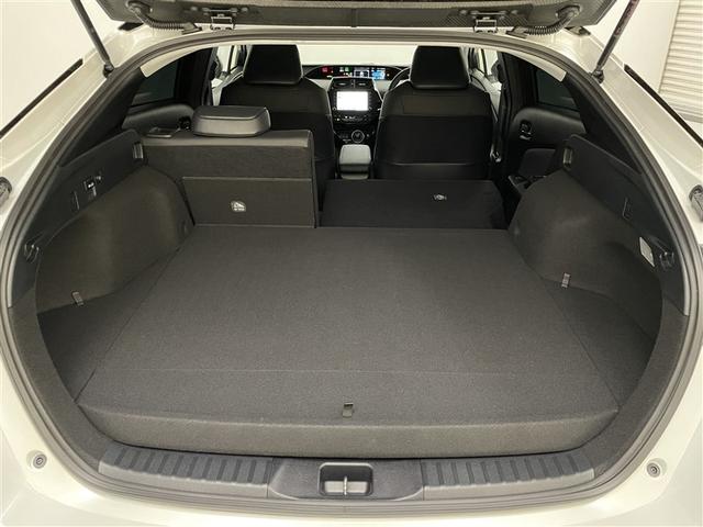 プリウスＰＨＶ Ａプレミアム　ＬＥＤライト　点検記録簿　横滑り防止機能　イモビライザー　ＥＴＣ　Ｂカメラ　パワステ　オートエアコン　ドラレコ　ＡＣ１００Ｖ電源　パワーウィンドウ　アルミ　ＡＢＳ　クルコン　メモリーナビ　エアバッグ（20枚目）