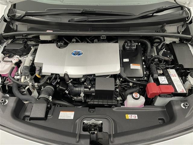 プリウスＰＨＶ Ａプレミアム　ＬＥＤライト　点検記録簿　横滑り防止機能　イモビライザー　ＥＴＣ　Ｂカメラ　パワステ　オートエアコン　ドラレコ　ＡＣ１００Ｖ電源　パワーウィンドウ　アルミ　ＡＢＳ　クルコン　メモリーナビ　エアバッグ（39枚目）