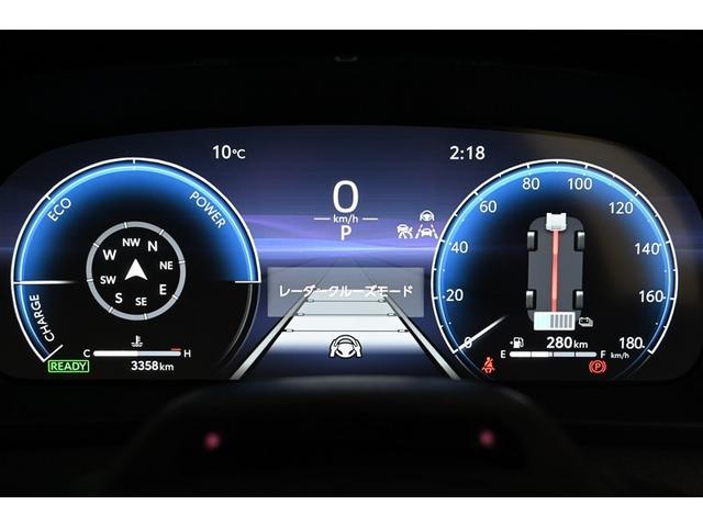 クラウンスポーツ Ｚ　ＡＷＤ　フルセグテレビ　１オーナー　ＥＴＣ車載器　ＴＶナビ　クルコン　横滑り防止装置　エアバッグ　本革　ＡＣ１００Ｖ　ミュージックプレイヤー接続可　メモリナビ　ドラレコ　キーレス　盗難防止装置　ＡＢＳ（8枚目）