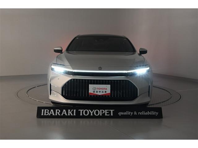 クラウン Ｚ　ムーンルーフ　レザーシート　ＬＥＤヘッドライト　１オナ　地デジＴＶ　ＡＢＳ　ＡＣ１００Ｖ　パワーシート　バックモニター　スマートキー　ＥＴＣ　アルミホイール　エアコン　盗難防止装置　メモリーナビ（7枚目）