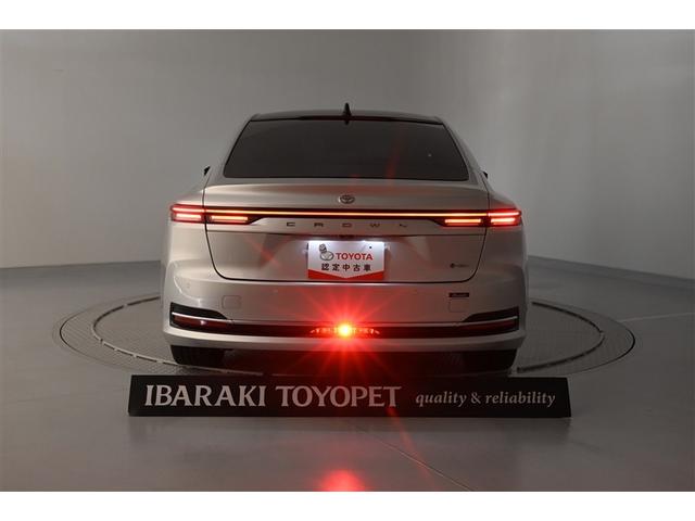 クラウン Ｚ　ムーンルーフ　レザーシート　ＬＥＤヘッドライト　１オナ　地デジＴＶ　ＡＢＳ　ＡＣ１００Ｖ　パワーシート　バックモニター　スマートキー　ＥＴＣ　アルミホイール　エアコン　盗難防止装置　メモリーナビ（8枚目）