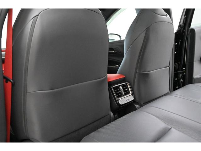 クラウンスポーツ ＲＳ　記録簿　黒革シート　サンルーフ　メモリーナビ　ナビＴＶ　地デジ　バックカメラ　ＥＴＣ　４ＷＤ　ミュージックプレイヤー接続可　パワーシート　クルーズコントロール　盗難防止装置　横滑り防止機能　キーレス（35枚目）