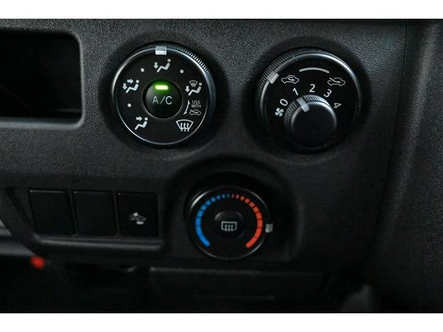 ハイエースバン ＤＸ　ＡＣ１００Ｖ電源　プリクラッシュセーフティ　メンテナンスノート　ドラレコ　エアバック　リモコンキー　パワーステアリング　セキュリティーアラーム　バックモニター　エアコン　パワーウインドウ　ＥＴＣ（26枚目）