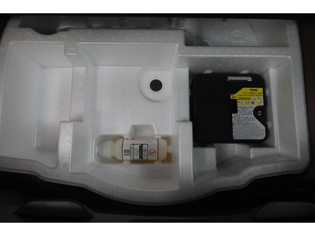 ヤリス Ｚ　サイドＳＲＳ　ＡＡＣ　バックモニタ　スマキー　横滑防止装置　キーフリー　アルミ　ＬＥＤランプ　パワーウインドウ　定期点検記録簿　助手席エアバック　クルコン　エアバッグ　パワーステアリング　ＡＢＳ（34枚目）