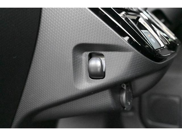 タント カスタムX 衝突軽減ブレーキ アイドリングストップ機能 盗難警報装置 LED キーレスエントリー スマキー エアコン Wエアバッグ パワステ サイドエアバッグ ベンチシート エアバッグ アルミホイール ABS(31枚目)