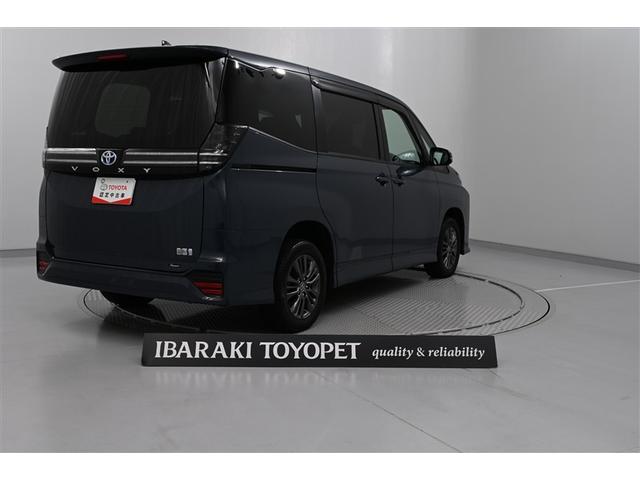 ヴォクシー ハイブリッドS-G 地デジ Bカメラ LEDライト ダブルエアコン ミュージックプレイヤー接続可 両側電動スライドドア DVD再生 記録簿 1オナ ETC ドラレコ オートクルーズコントロール VSC 4WD 寒冷地仕様(6枚目)