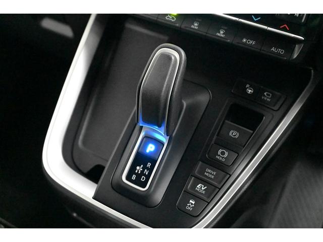 ヴォクシー ハイブリッドS-G 地デジ Bカメラ LEDライト ダブルエアコン ミュージックプレイヤー接続可 両側電動スライドドア DVD再生 記録簿 1オナ ETC ドラレコ オートクルーズコントロール VSC 4WD 寒冷地仕様(8枚目)