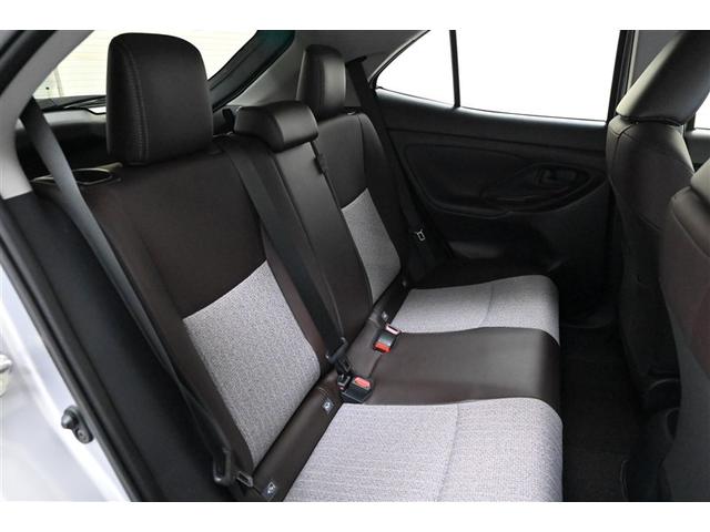 ヤリスクロス ハイブリッドＺ　スマートキ　ＤＶＤプレーヤー　衝突軽減ブレーキ　リヤカメラ　点検記録簿　ＬＥＤヘッドライ　ＥＳＣ　クルーズＣ　パワーステアリング　アルミホイール　ＥＴＣ車載器　運転席パワーシート　イモビ　キーフリー（15枚目）