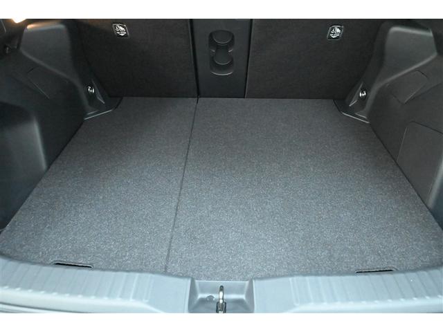 ヤリスクロス ハイブリッドＺ　スマートキ　ＤＶＤプレーヤー　衝突軽減ブレーキ　リヤカメラ　点検記録簿　ＬＥＤヘッドライ　ＥＳＣ　クルーズＣ　パワーステアリング　アルミホイール　ＥＴＣ車載器　運転席パワーシート　イモビ　キーフリー（20枚目）