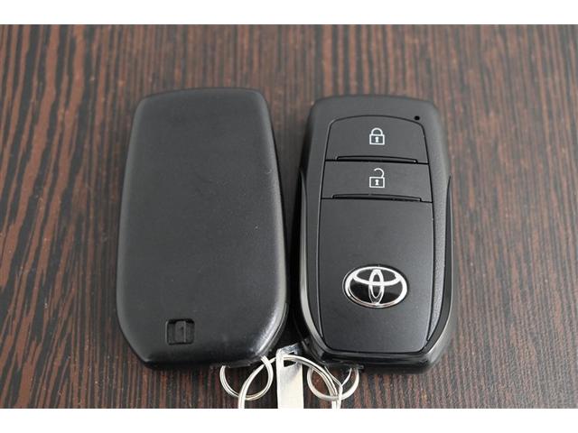 ヤリスクロス ハイブリッドＺ　スマートキ　ＤＶＤプレーヤー　衝突軽減ブレーキ　リヤカメラ　点検記録簿　ＬＥＤヘッドライ　ＥＳＣ　クルーズＣ　パワーステアリング　アルミホイール　ＥＴＣ車載器　運転席パワーシート　イモビ　キーフリー（34枚目）