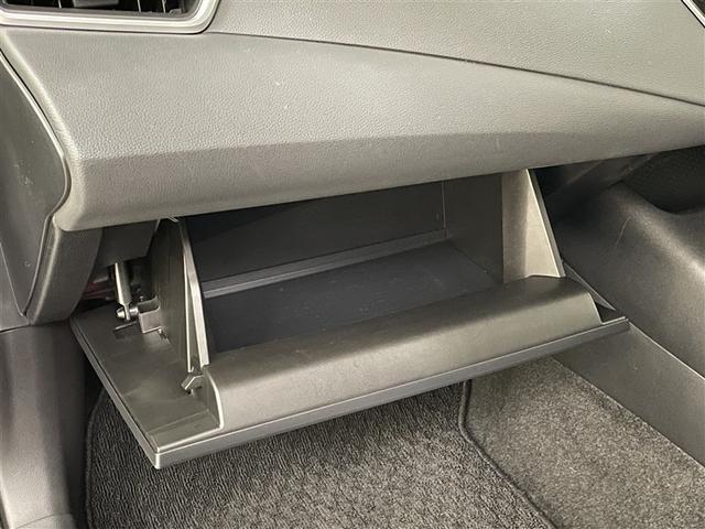 �O���[�u�{�b�N�X�@�����B�@�Ԍ��؂�戵��������ۊǂ���̂ɕ֗��ł��B