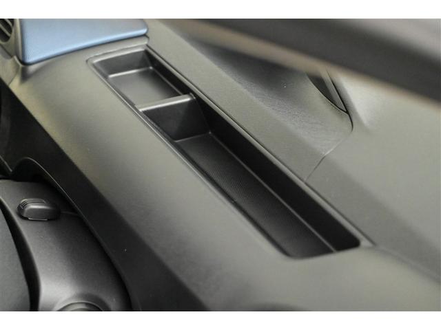 アクア Ｓ　衝突軽減Ｂ　セキュリティー　キーレススタート　両席エアバッグ　スマートキーシステム　取説記録簿　バックモニタ　ＡＴエアコン　ＶＳＣ　地デジテレビ　ＬＥＤヘットライト　運転席エアバッグ　ＡＵＸ　ＥＴＣ付（32枚目）