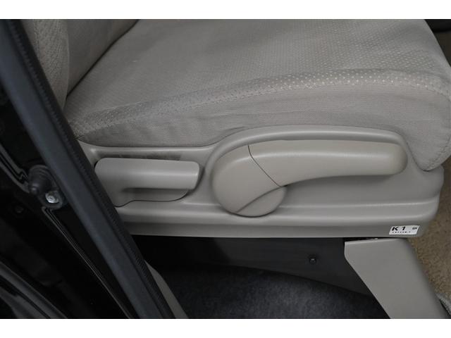 N-BOX G プッシュスタートスマートキー Iストップ 盗難警報装置 助手席エアバッグ 運転席エアバッグ 横スベリ防止 ABS付き ベンチシ-ト ワンセグテレビ DVD再生可能 エアコン PS ナビTV AUX(12枚目)