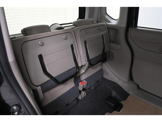 N-BOX G プッシュスタートスマートキー Iストップ 盗難警報装置 助手席エアバッグ 運転席エアバッグ 横スベリ防止 ABS付き ベンチシ-ト ワンセグテレビ DVD再生可能 エアコン PS ナビTV AUX(16枚目)