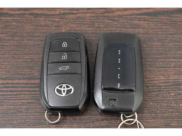 プリウス Ｚ　Ｒカメラ　フルセグ地デジＴＶ　フルオートエアコン　サイドエアバッグ　メモリーナビゲーション　ＥＳＣ　ナビＴＶ　パワーステアリング　アルミ　Ｐシート　エアロ　インテリキー　整備記録簿　パワーウインドウ（35枚目）