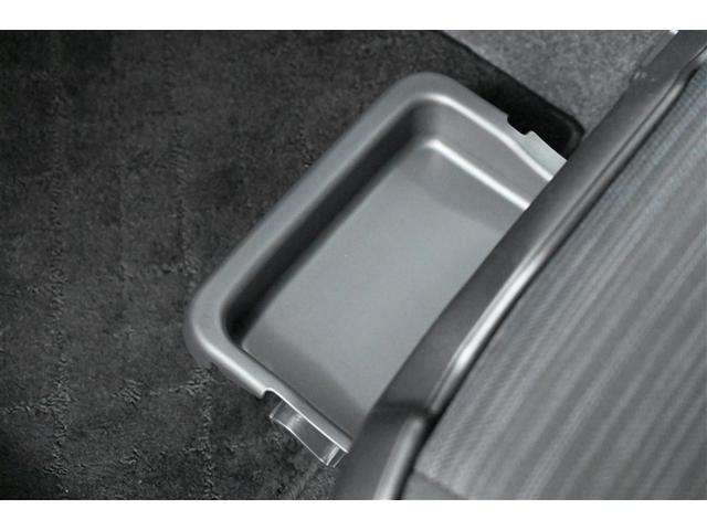 ヤリス ハイブリッドＺ　スマートキー＆プッシュスタート　パワーウィンドウ　フルセグＴＶ　記録簿有　サイドエアバッグ　ナビ＆ＴＶ　ＬＥＤライト　ドラレコ付　ＡＷ　パワーステアリング　ＥＴＣ装備　横滑防止装置　クルコン　エアコン（33枚目）