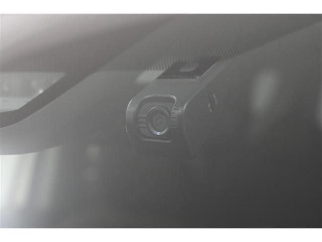 シエンタ Ｇ　衝突回避ブレーキ　アイドリング　点検記録簿　スマートキ　テレビ　キーレスエントリー　助手席エアバック　横滑防止　ウォークスルー　ＥＴＣ車載器　セキュリティアラーム　エアコン　ワンセグ　エアバック　３列（3枚目）