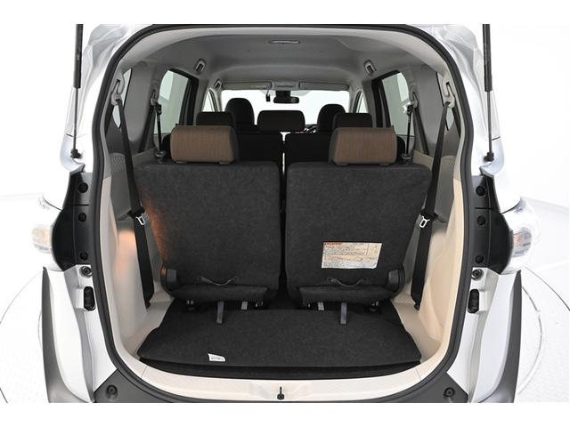 シエンタ Ｇ　衝突回避ブレーキ　アイドリング　点検記録簿　スマートキ　テレビ　キーレスエントリー　助手席エアバック　横滑防止　ウォークスルー　ＥＴＣ車載器　セキュリティアラーム　エアコン　ワンセグ　エアバック　３列（18枚目）