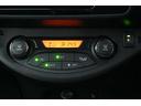 ハイブリッド　ジュエラ　ワンセグ　メモリ－ナビ　ナビ＆ＴＶ　助手席エアバッグ　オートエアコン　ＥＴＣ車載器　エアバッグ　アルミホイール　パワーウインドウ　ミュージックプレイヤー接続可　記録簿　ＡＢＳ　キーレスキー　ＰＣＳ（26枚目）