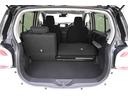 後部座席は、6:4分割可倒式で、シートバックを前倒しできます。 丈の長い荷物を積むことができます。