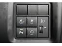 ■スマートアシストＯＦＦ、■コーナーセンサー、■ＶＳＣ・ＴＲＣ　ＯＦＦ、■Ｓｔｏｐ＆Ｓｔａｒｔ　キャンセル　各スイッチ、■手動光軸調整ダイヤル　装備