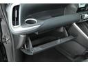 ■助手席カップホルダー、■オープントレイ、■グローブボックス　装備。