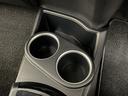 フロントコンソールトレイ（カップホルダー２個付）　装備