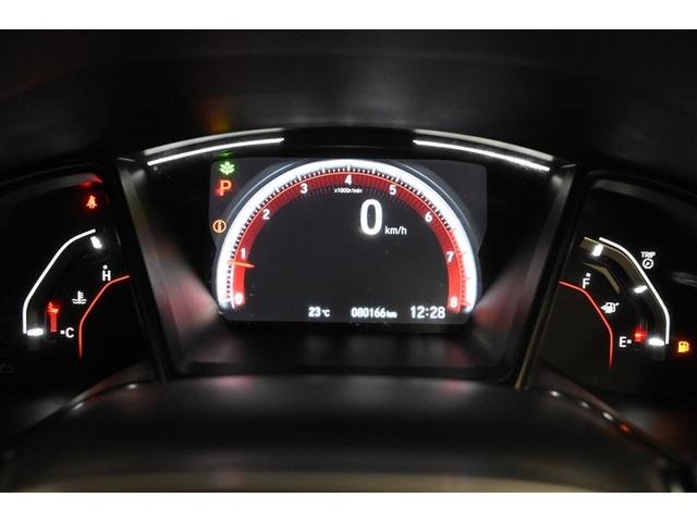 シビック ハッチバック　追突軽減ブレーキ　盗難防止装置　ミュージックプレイヤー接続可　アルミ　Ｂモニター　整備記録簿　横滑防止　ＬＥＤライト　フルセグＴＶ　スマートキー　ＡＡＣ　ナビ・ＴＶ　サイドカーテンエアバック　ＥＴＣ（10枚目）