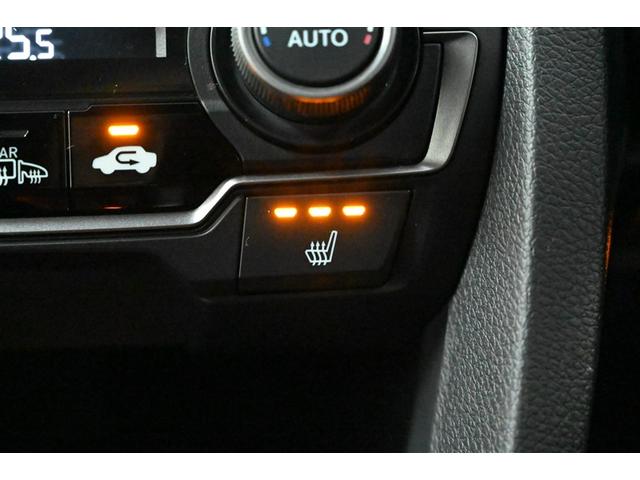 シビック ハッチバック　追突軽減ブレーキ　盗難防止装置　ミュージックプレイヤー接続可　アルミ　Ｂモニター　整備記録簿　横滑防止　ＬＥＤライト　フルセグＴＶ　スマートキー　ＡＡＣ　ナビ・ＴＶ　サイドカーテンエアバック　ＥＴＣ（28枚目）