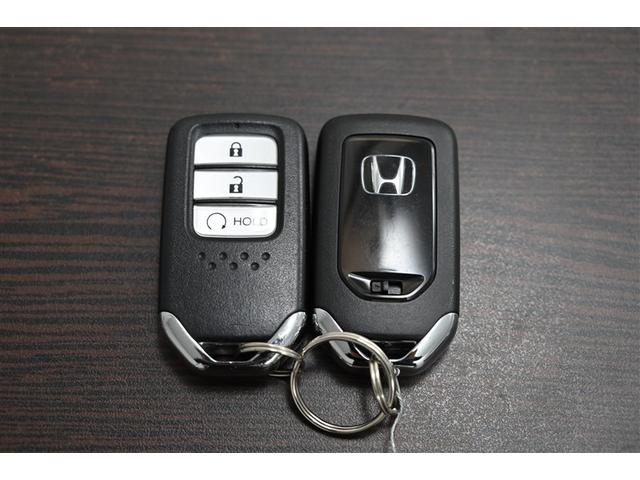 シビック ハッチバック　追突軽減ブレーキ　盗難防止装置　ミュージックプレイヤー接続可　アルミ　Ｂモニター　整備記録簿　横滑防止　ＬＥＤライト　フルセグＴＶ　スマートキー　ＡＡＣ　ナビ・ＴＶ　サイドカーテンエアバック　ＥＴＣ（35枚目）