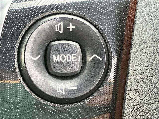 シエンタ ハイブリッドG クエロ 点検記録簿 地デジTV 盗難防止 エアロ 横滑り防止 LEDライト クルコン ドライブレコーダー スマートキー ETC バックモニタ DVD オ-トエアコン AUX メモリ-ナビ エアバッグ AW(18枚目)