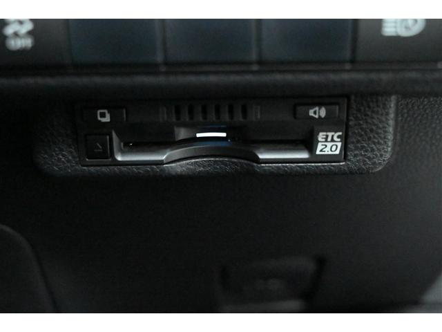 カローラスポーツ ハイブリッドG スタイルパッケージ 衝突軽減ブレーキ LEDライト ナビ&TV エアコン スマキー 横滑り防止装置 エアバッグ 盗難防止システム アルミホイール バックカメラ ドラレコ フルセグTV ETC パワステ キーレス 記録簿(13枚目)