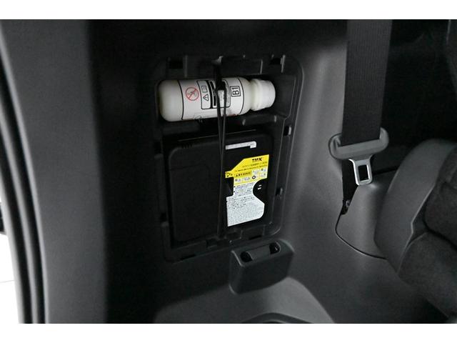 ノア Z 両側電動スライドドア バックモニター ドラレコ LED クルコン ETC 3列シート ミュージックプレイヤー接続可 記録簿 スマートキー キーレス 盗難防止 リアオートエアコン 衝突被害軽減(36枚目)