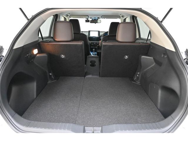 ヤリスクロス ハイブリッドZ ドライブレコーダ インテリジェントキー アルミホイル LEDライト リアカメラ クルーズコントロール 整備記録簿 横滑り防止システム ナビTV メモリーナビゲーション 電動シ-ト パワステ キーフリー(17枚目)