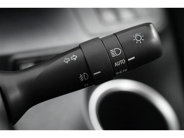 シエンタ ハイブリッド ファンベースG クエロ 両側パワースライドドア LEDヘッドライト 点検記録簿 フルセグTV スマートキー ミュージックプレイヤー接続可 ナビTV ドライブレコーダー キーフリー ETC DVD再生 ABS 横滑り防止装置(25枚目)