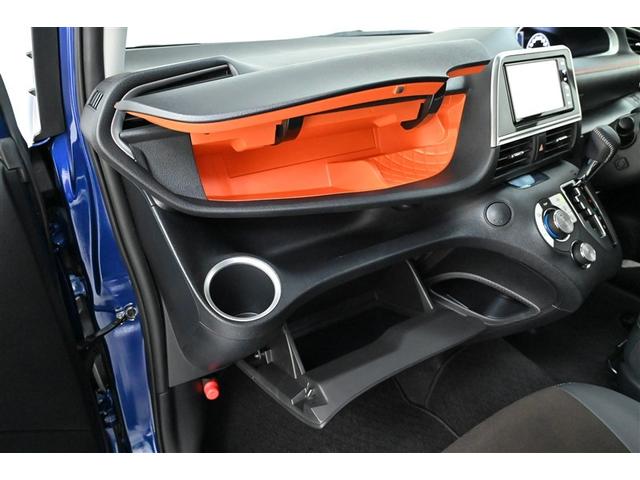 シエンタ ハイブリッド ファンベースG クエロ 両側パワースライドドア LEDヘッドライト 点検記録簿 フルセグTV スマートキー ミュージックプレイヤー接続可 ナビTV ドライブレコーダー キーフリー ETC DVD再生 ABS 横滑り防止装置(33枚目)