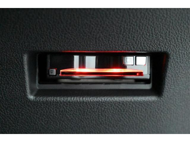 ラクティス Ｇ　スマ－トキ－　横滑り防止　ＡＵＸ　イモビライザー　ＤＶＤ　キーフリー　ナビ＆ＴＶ　パワーウィンドウ　ＥＴＣ車載器　オートエアコン　ワンセグＴＶ　ＡＢＳ　パワステ　メモリーナビ　エアバッグ　Ｗエアバック（10枚目）