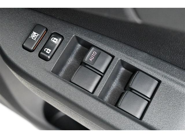 ラクティス Ｇ　スマ－トキ－　横滑り防止　ＡＵＸ　イモビライザー　ＤＶＤ　キーフリー　ナビ＆ＴＶ　パワーウィンドウ　ＥＴＣ車載器　オートエアコン　ワンセグＴＶ　ＡＢＳ　パワステ　メモリーナビ　エアバッグ　Ｗエアバック（31枚目）