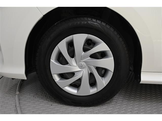 ヤリス Ｇ　バックモニタ－　誤発進抑制機能　スマートキー　盗難防止装置　横滑り防止機能　キーレス　ＥＴＣ　オートエアコン　メモリーナビ　ＡＢＳ　運転席エアバック　サイドエアバッグ　ミュージックプレイヤー接続可（3枚目）