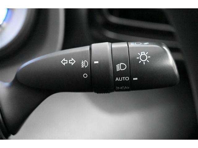 ヤリス Ｇ　バックモニタ－　誤発進抑制機能　スマートキー　盗難防止装置　横滑り防止機能　キーレス　ＥＴＣ　オートエアコン　メモリーナビ　ＡＢＳ　運転席エアバック　サイドエアバッグ　ミュージックプレイヤー接続可（21枚目）