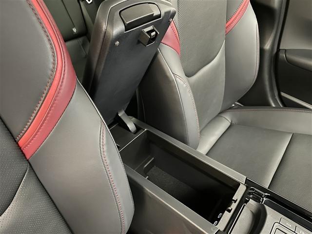 プリウス Ｚ　リアカメラ　パノラマサンルーフ　プリクラッシュ　ＰＷシート　ＬＥＤランプ　オートクルーズ　アルミホイール　ドライブレコーダ　ＡＣ　運転席エアバッグ　横滑り防止装置　ＥＴＣ付　盗難防止システム　ＴＶ（32枚目）