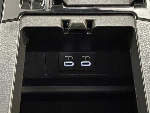 プリウス Ｚ　リアカメラ　パノラマサンルーフ　プリクラッシュ　ＰＷシート　ＬＥＤランプ　オートクルーズ　アルミホイール　ドライブレコーダ　ＡＣ　運転席エアバッグ　横滑り防止装置　ＥＴＣ付　盗難防止システム　ＴＶ（33枚目）