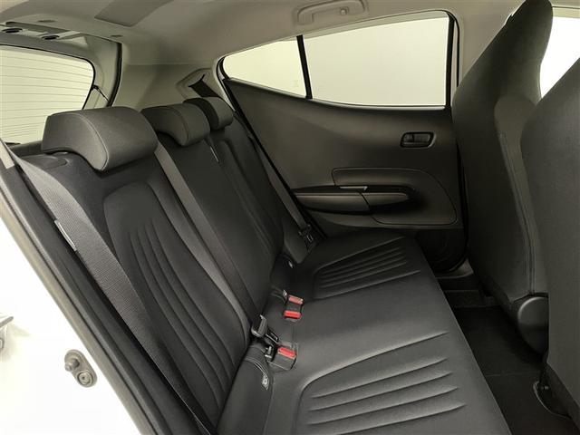 アクア Ｘ　踏み間違い防止　イモビ　ドライブレコーダー　ナビ　点検記録簿　ＬＥＤヘッドライト　スマートキー　横滑り防止機能　キーレスエントリー　オートクルーズ　オートエアコン　ＥＴＣ　カーテンエアバッグ　ＡＢＳ（16枚目）