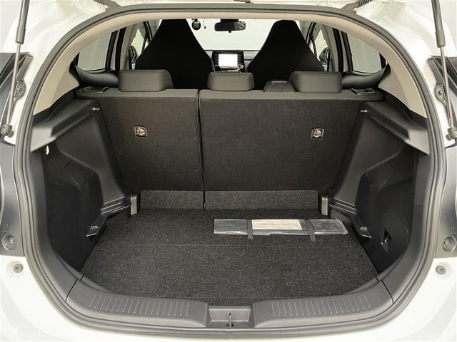 アクア Ｘ　踏み間違い防止　イモビ　ドライブレコーダー　ナビ　点検記録簿　ＬＥＤヘッドライト　スマートキー　横滑り防止機能　キーレスエントリー　オートクルーズ　オートエアコン　ＥＴＣ　カーテンエアバッグ　ＡＢＳ（17枚目）