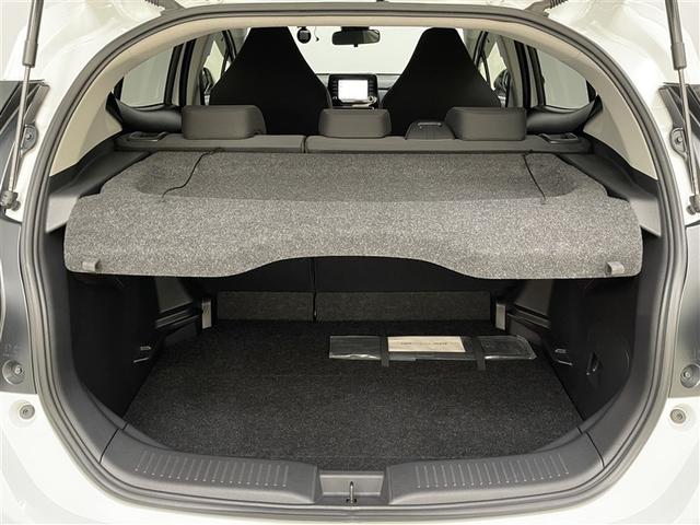 アクア Ｘ　踏み間違い防止　イモビ　ドライブレコーダー　ナビ　点検記録簿　ＬＥＤヘッドライト　スマートキー　横滑り防止機能　キーレスエントリー　オートクルーズ　オートエアコン　ＥＴＣ　カーテンエアバッグ　ＡＢＳ（20枚目）