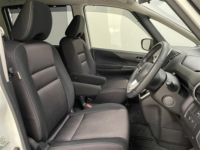 セレナ ハイウェイスター　ダブルエアコン　スマートキー＆プッシュスタート　メモリーナビゲーション　ＬＥＤ　キーレス　ナビＴＶ　横滑防止装置　ミュージックプレイヤー接続可　ＥＴＣ車載器　ＤＶＤ再生　ダブルエアバック　３列シート（15枚目）