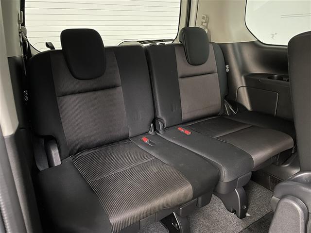 セレナ ハイウェイスター　ダブルエアコン　スマートキー＆プッシュスタート　メモリーナビゲーション　ＬＥＤ　キーレス　ナビＴＶ　横滑防止装置　ミュージックプレイヤー接続可　ＥＴＣ車載器　ＤＶＤ再生　ダブルエアバック　３列シート（18枚目）